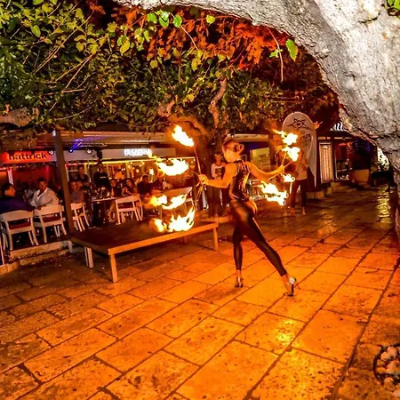 Seafront 마카르스카