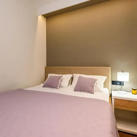 Seafront * 마카르스카