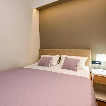 Apartment Seafront *