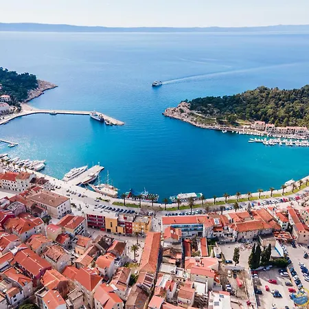 Seafront Апартаменти *