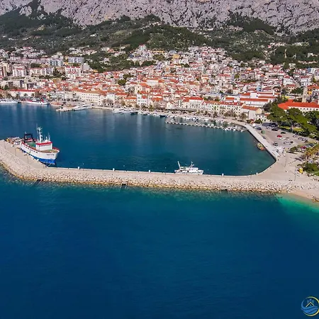 Seafront * Makarska