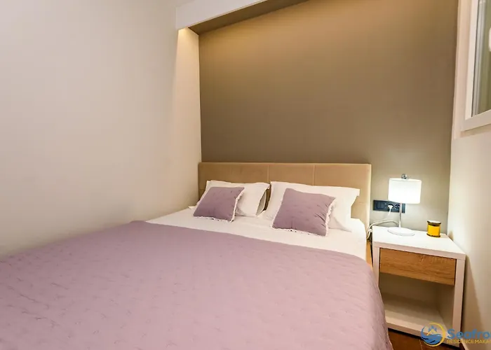 Apartment Seafront *