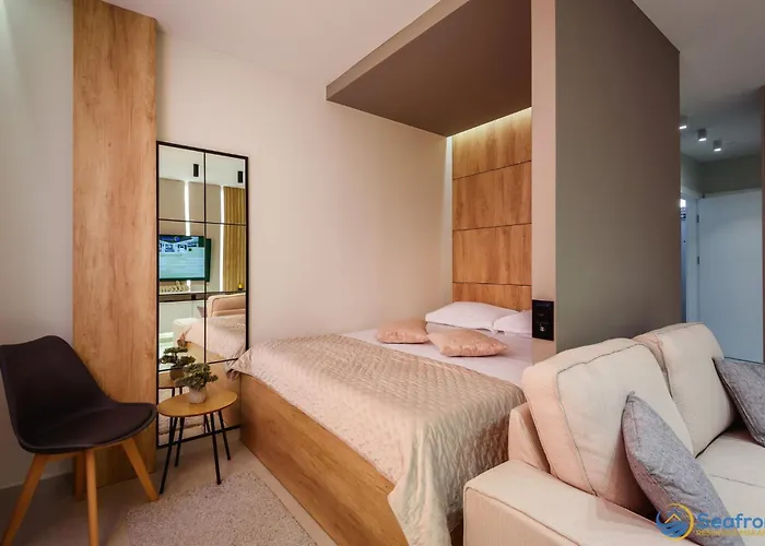 Apartment Seafront Makarska