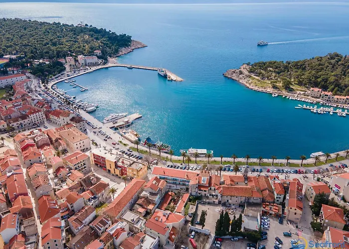 Seafront Макарська