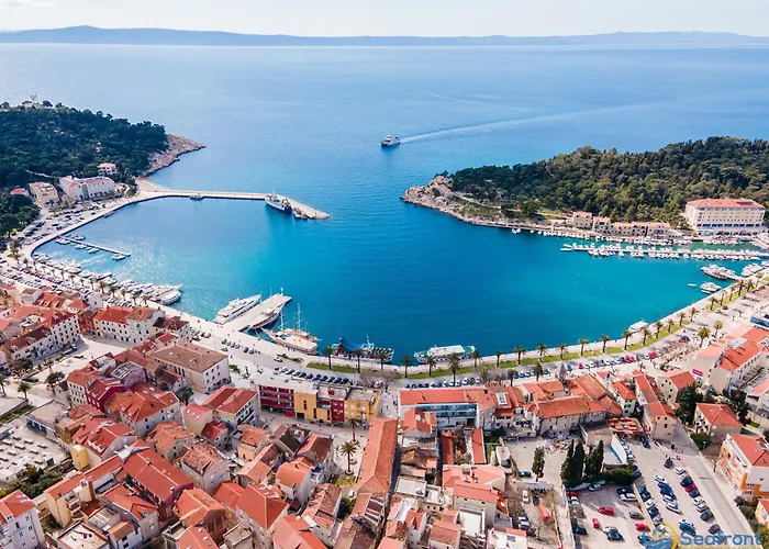 Seafront Apartment *